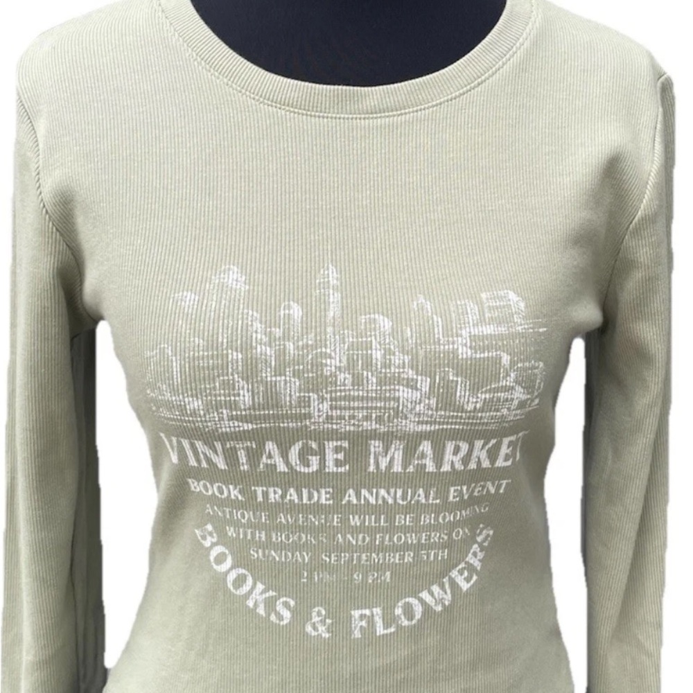 Vintage Market Graphic Women Top - Green